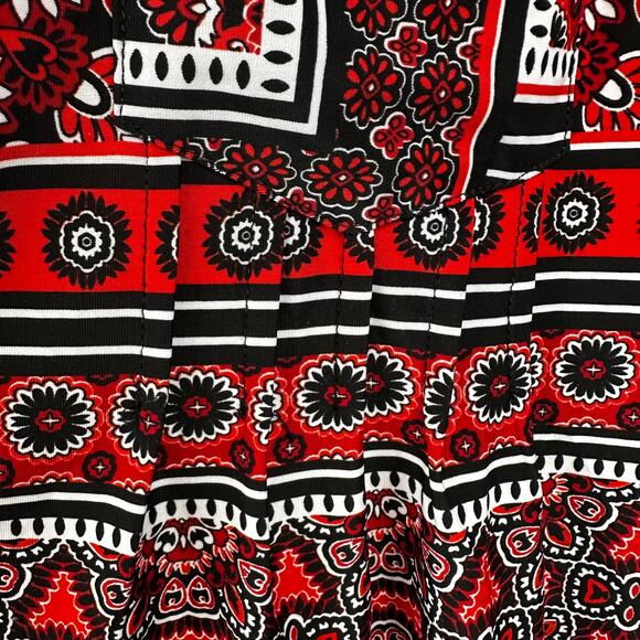 Cocomo Blouse Top Liquid Knit Patchwork Pattern Roll Tab Sleeve Relaxed Red 3X - Picture 4 of 11